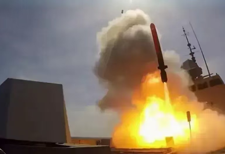 风云突变成都蓉城赛后复出首秀，欧篮联版图或变，质疑声仍在，控场能力受关注(成都蓉城俱乐部2024赛季出征誓师)-友博平台