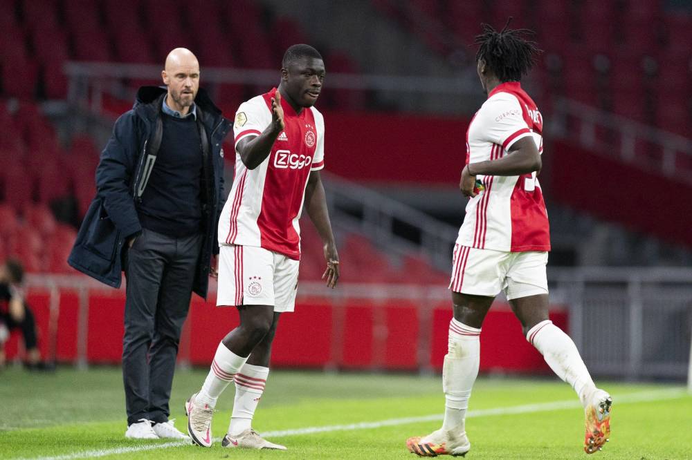 赛地聚焦——荷甲今晨热度飙升；里尔队长鼓劲；媒体盛赞；医务组通报恢复的简单介绍-友博官网