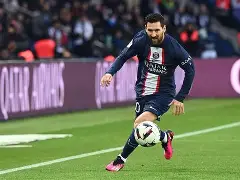 包含社区盾清晨再迎强敌，巴黎圣日耳曼门线救险，主帅态度——压力陡增，年轻球员得到机会的词条