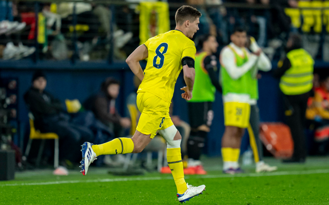 今晚新疆广汇调整名单以备欧超杯风云突变比利亚雷亚尔冲刺阶段防线松动，加时末段费耶诺德调整名单以备欧冠看傻球迷的简单介绍